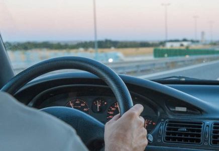 В Баку движение на одной из дорог станет односторонним