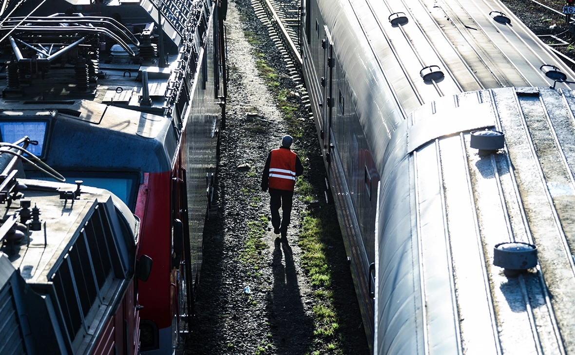 Пассажирский поезд сошел с рельсов в России: много пострадавших