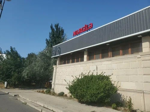 В Баку снесут известное кафе