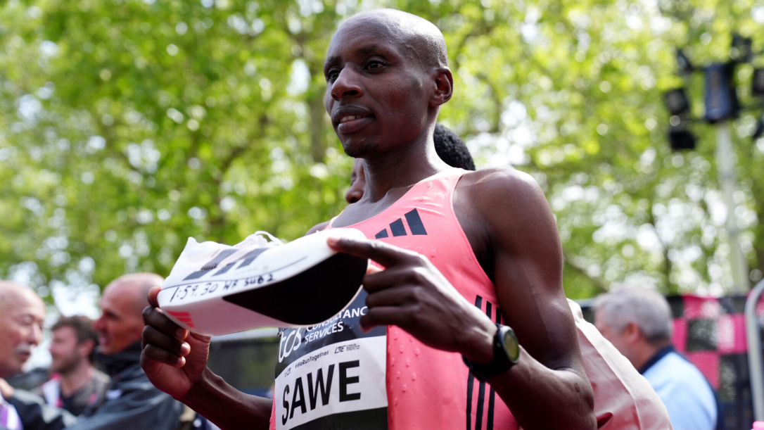 Кенийский бегун установил мировой рекорд