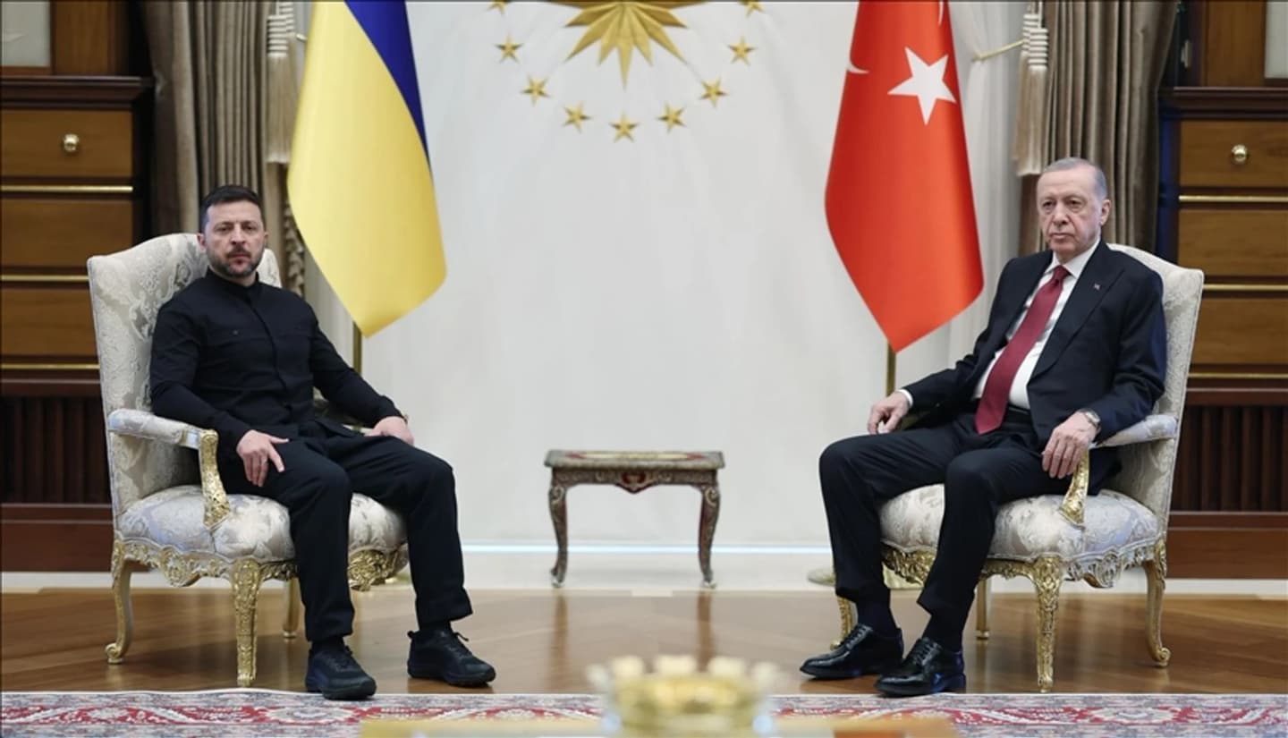 Зеленский прибыл в Стамбул на переговоры с Эрдоганом 2 Зеленский прибыл в Стамбул на переговоры с Эрдоганом