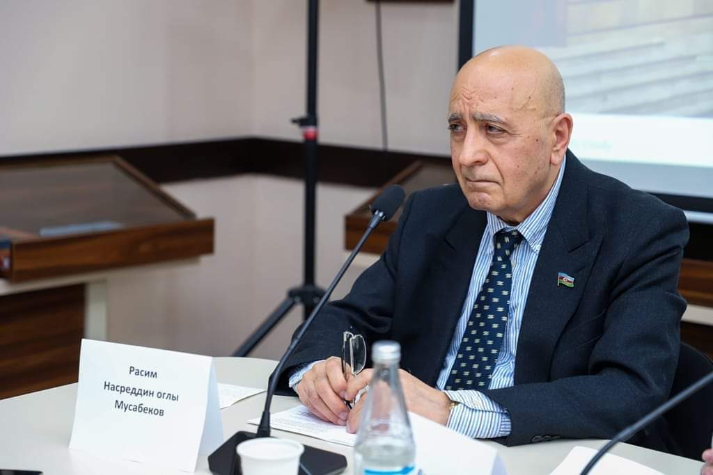 Мусабеков: Для Азербайджана это не критично