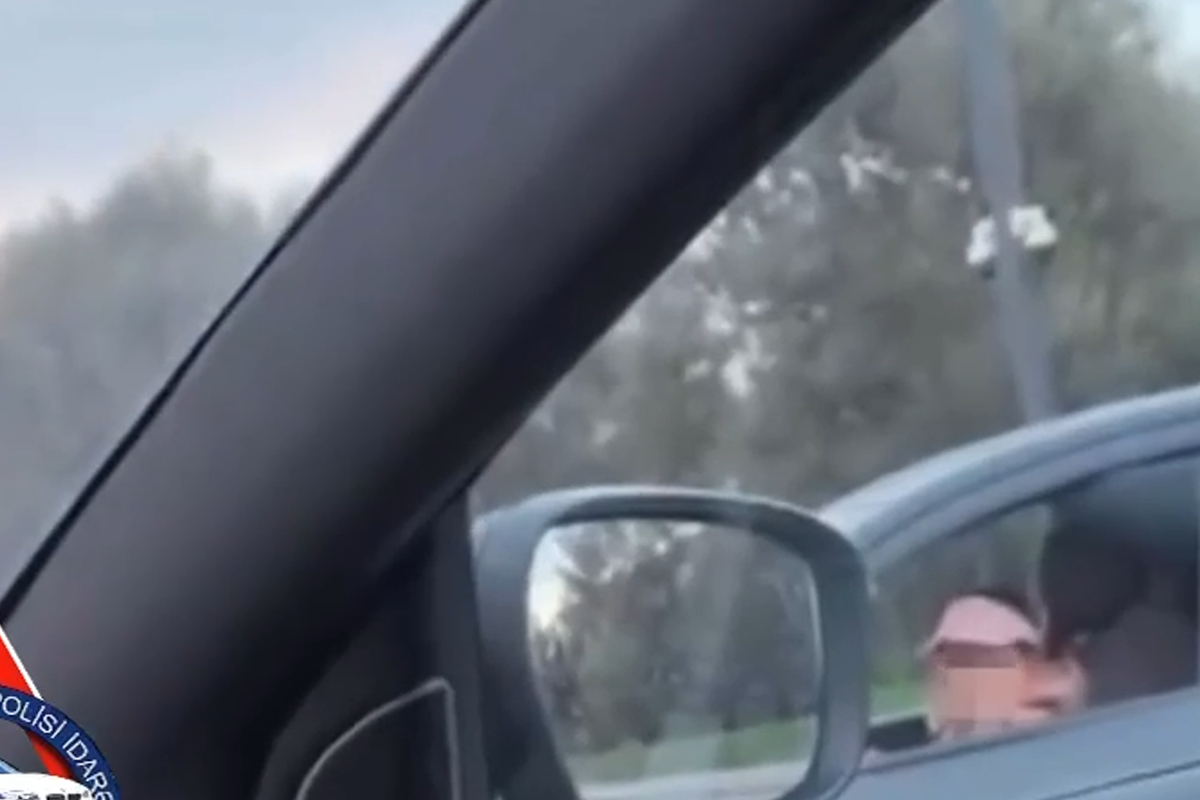 Грубейшее нарушение ПДД в Баку 2 Грубейшее нарушение ПДД в Баку