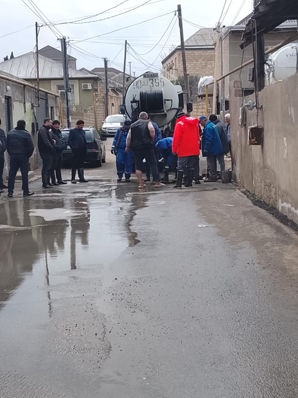 Дома Абшерона спасают от подтоплений