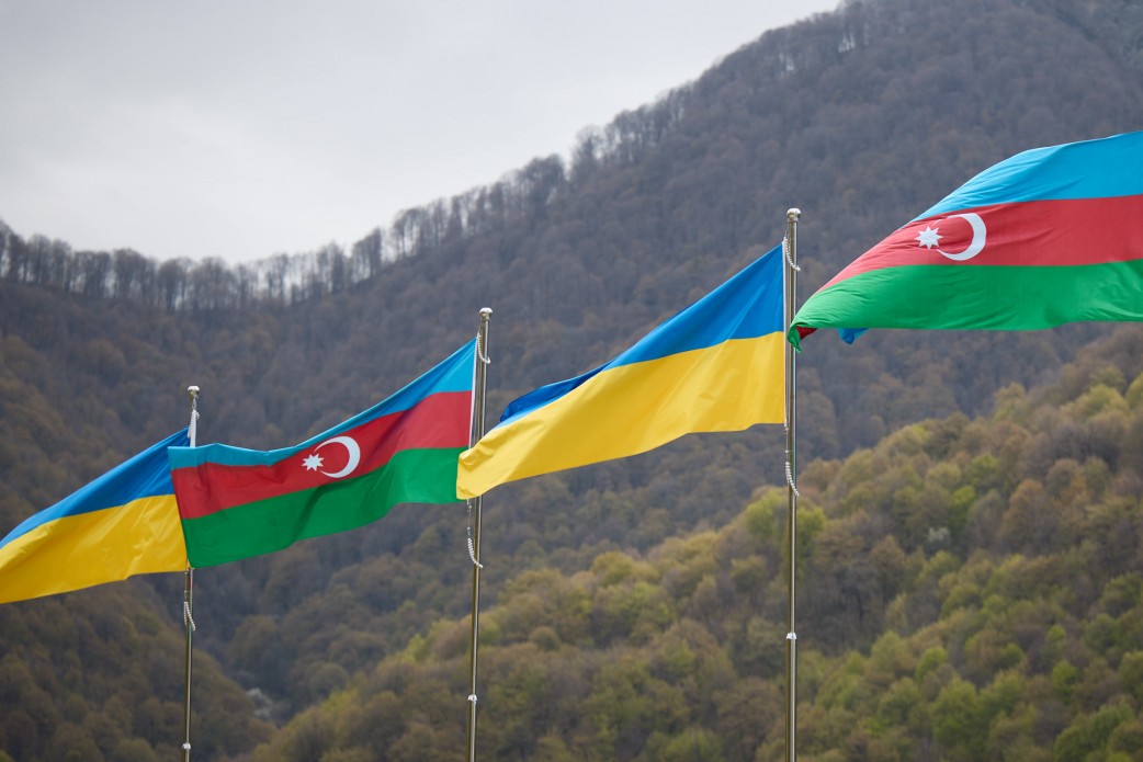 Алиев выстраивает союз за мир и ломает сценарий конфликтов вокруг Баку