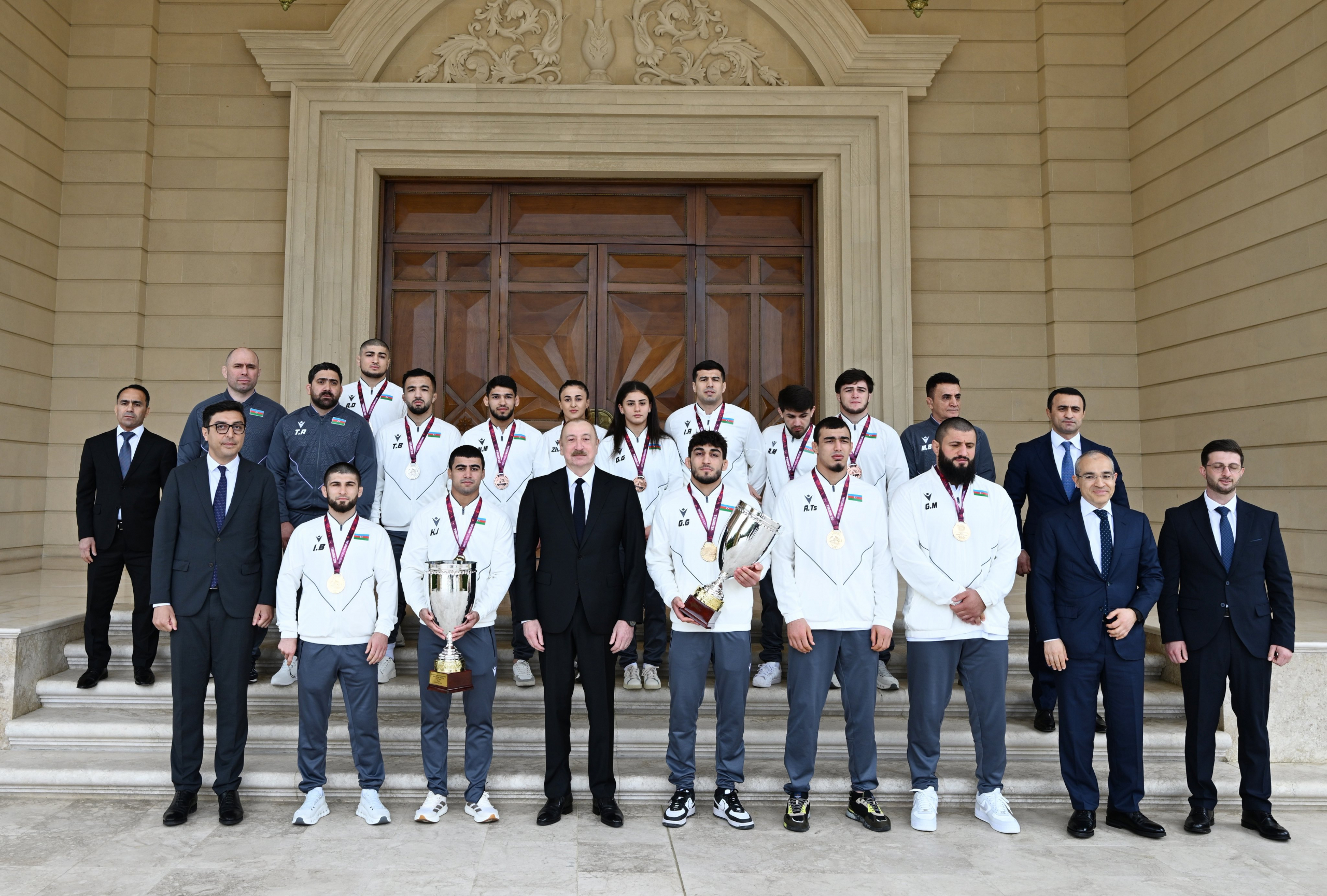 Ильхам Алиев: Азербайджанские борцы еще раз показали, что они являются первыми в Европе