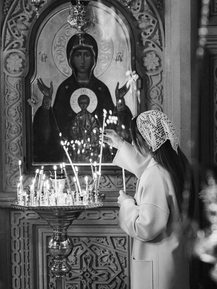 Алёна Алиева поздравила с Пасхой в Instagram