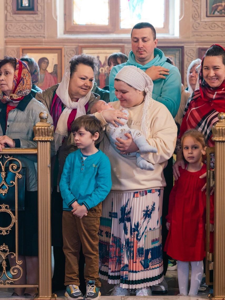 Алёна Алиева поздравила с Пасхой в Instagram