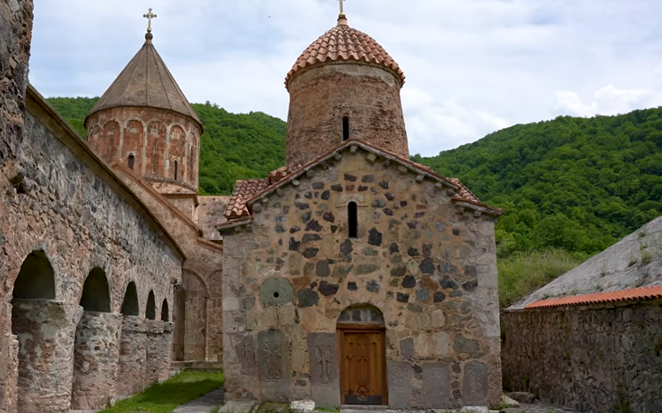 Подготовлен видеоролик о монастыре Худавенг
