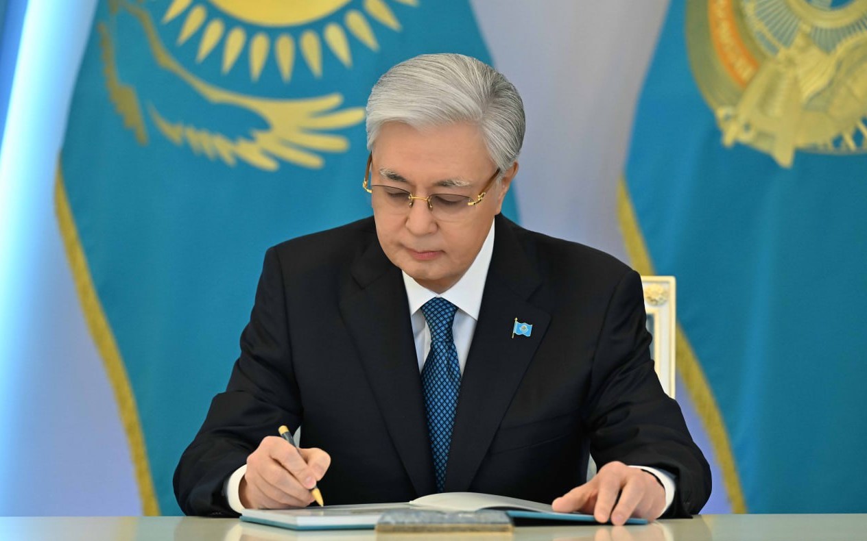 Казахстан ратифицировал соглашение по "зеленой" энергии с Азербайджаном и Узбекистаном