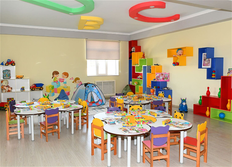 Детсады ищут новых воспитателей