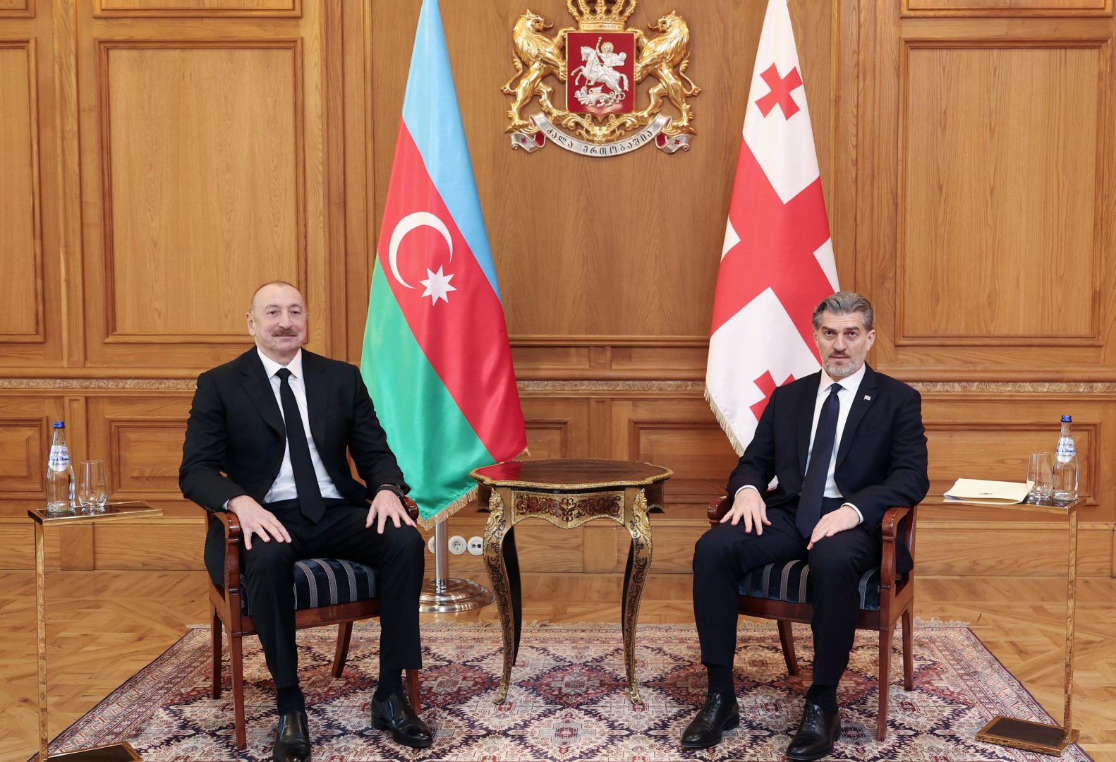 Ильхам Алиев и Михеил Кавелашвили провели встречу один на один 2 Ильхам Алиев и Михеил Кавелашвили провели встречу один на один
