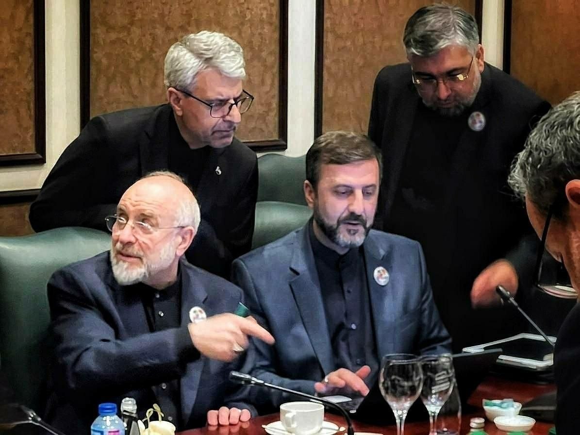 Весь мир прикован вниманием к Исламабаду: переговоры США и Ирана. Онлайн