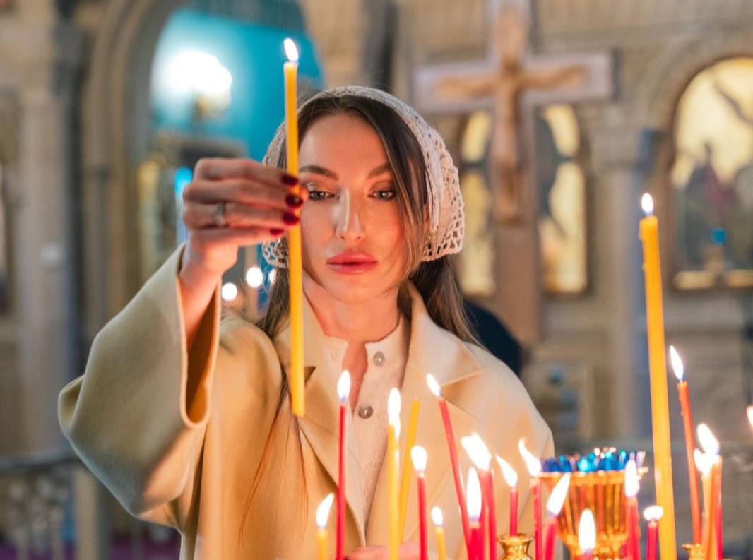 Алёна Алиева поздравила с Пасхой в Instagram