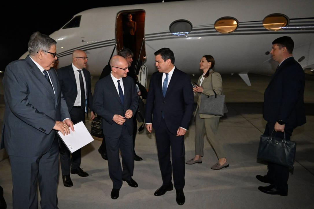 Кириенко прибыл в Узбекистан