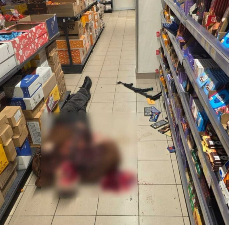 В Киеве мужчина открыл огонь по прохожим: 5 погибших, 15 раненых