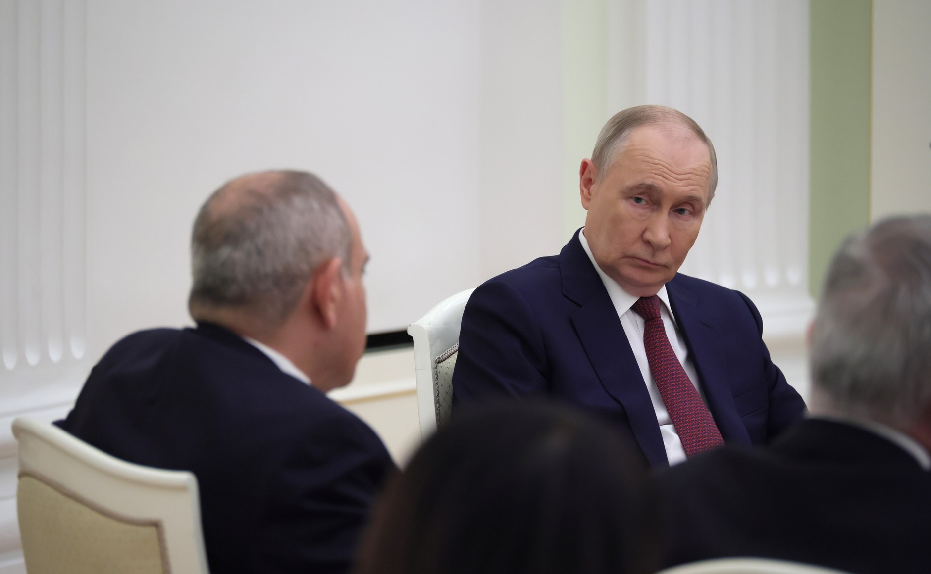 Путин сделал Пашиняну замечание