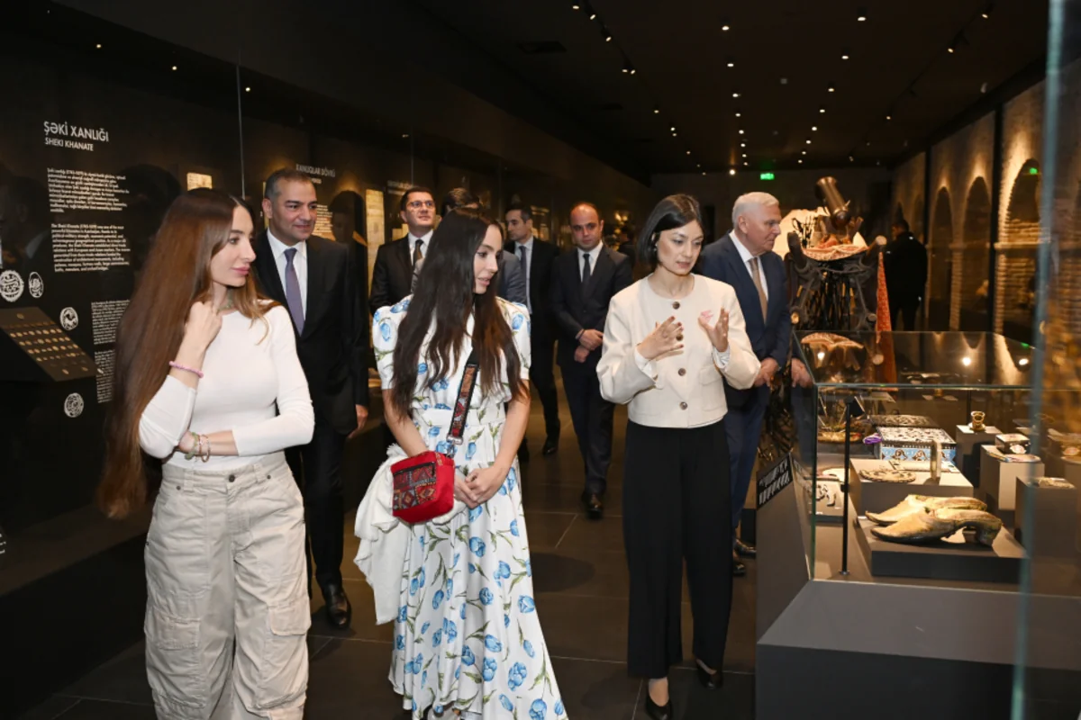 Лейла Алиева и Арзу Алиева ознакомились с итогами реставрации памятников в Шеки