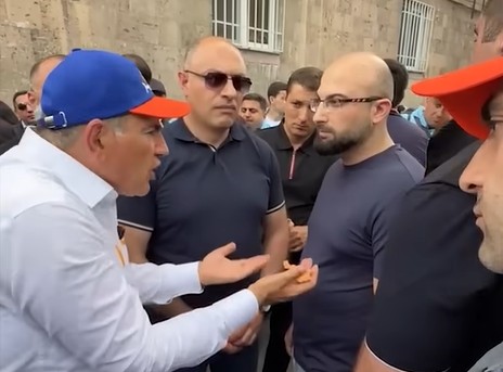 Пашинян: Армяне в Карабахе не жили, а были заложниками клана Кочаряна и Саргсяна
