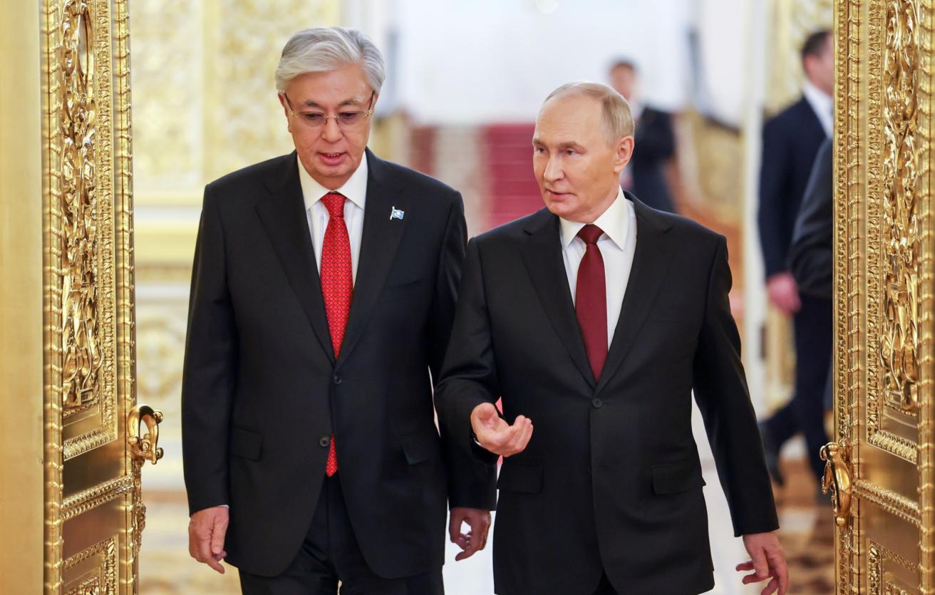 Путин встретился с Токаевым в Кремле