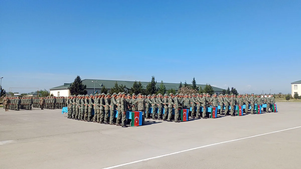 В азербайджанской армии прошли церемонии военной присяги