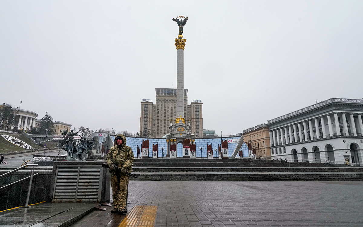 Москва призвала срочно эвакуировать дипломатов из Киева