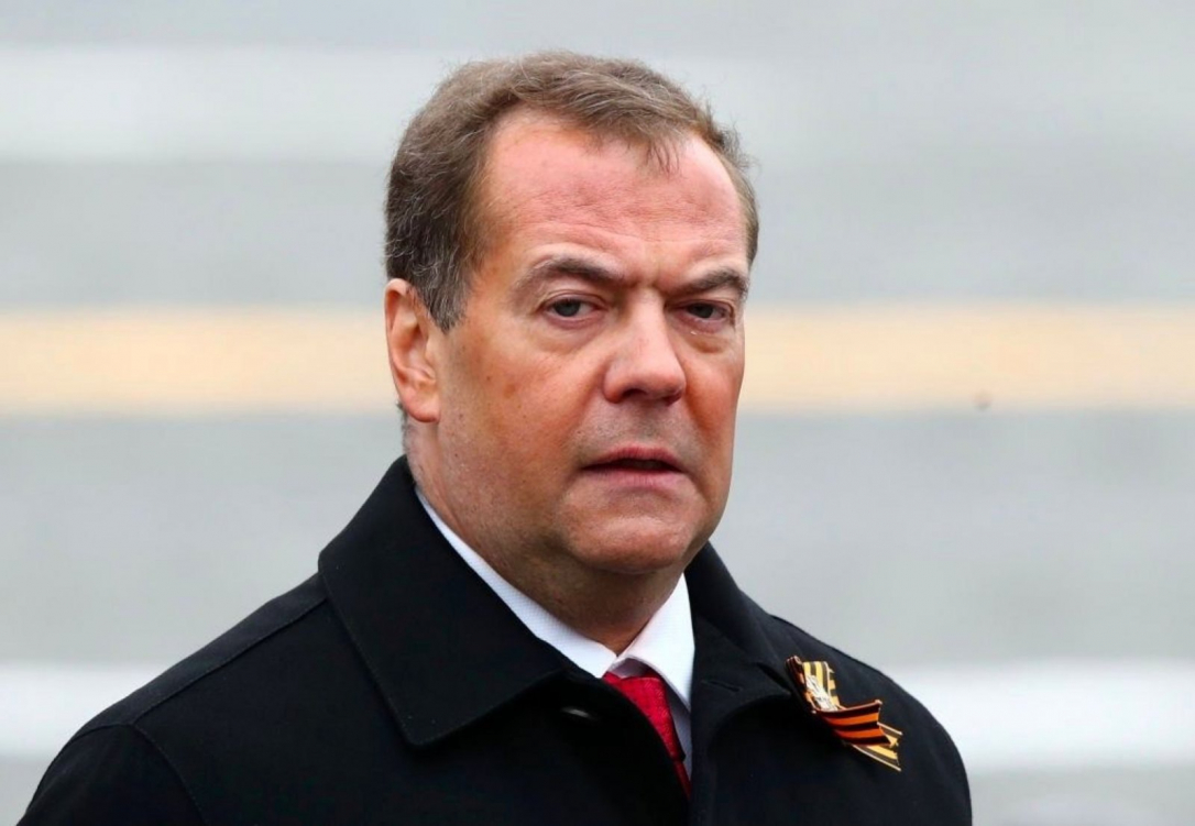 Медведев оскорбил Пашиняна