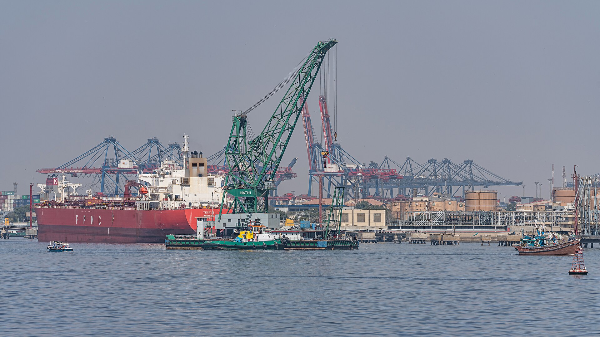 Иран рассказал о помощи Пакистана в обходе морской блокады США