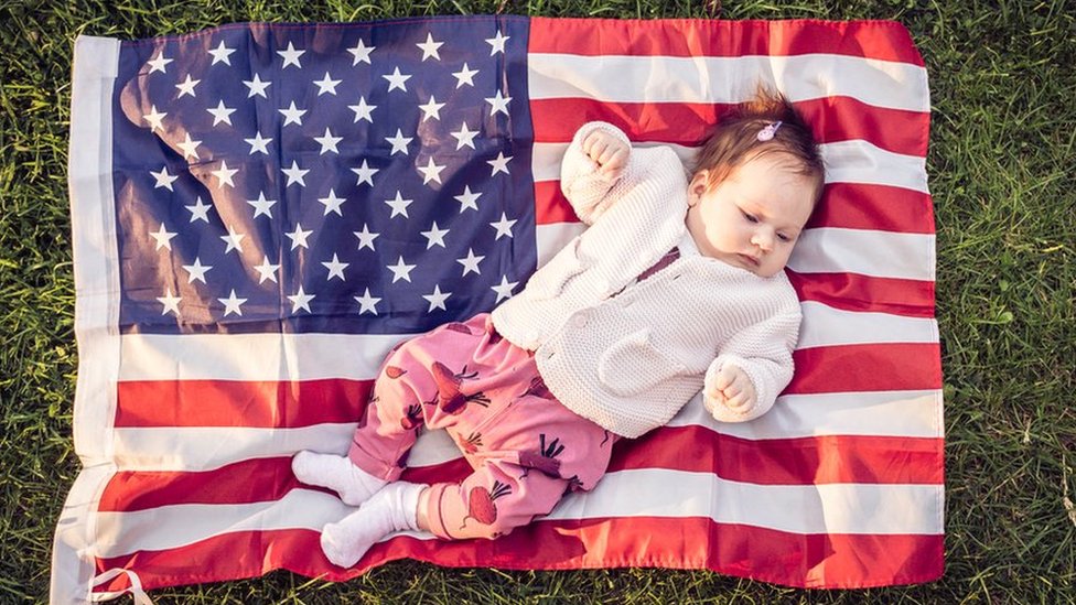 В США усиливают бороться с «родильным туризмом» 2 В США усиливают бороться с «родильным туризмом»
