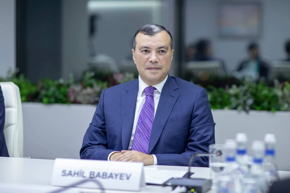 Сахиль Бабаев: валютные резервы Азербайджана превысили внешний госдолг в 17 раз 3 Сахиль Бабаев: валютные резервы Азербайджана превысили внешний госдолг в 17 раз