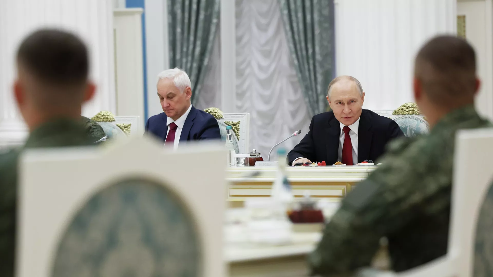 Путин: «Мы уговаривали Украину 8 лет»