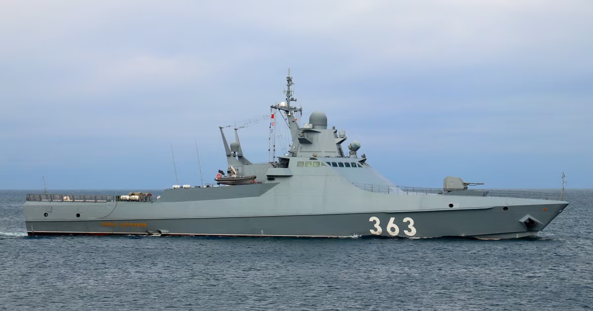 Украинские моряки потопили корабль ФСБ России 2 Украинские моряки потопили корабль ФСБ России
