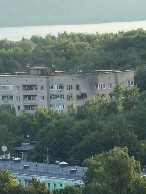 Москву массированно атаковали украинские дроны, а в Ставропольском крае горит нефтебаза