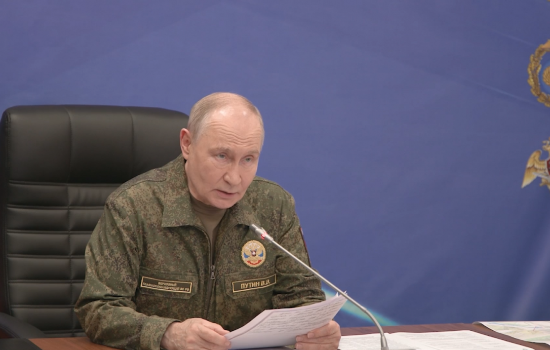Путин: Массированные удары по оборонно-промышленному комплексу Украины должны быть продолжены