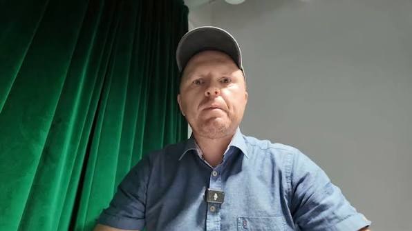 Кыргызстан выдворил российского блогера 2 Кыргызстан выдворил российского блогера