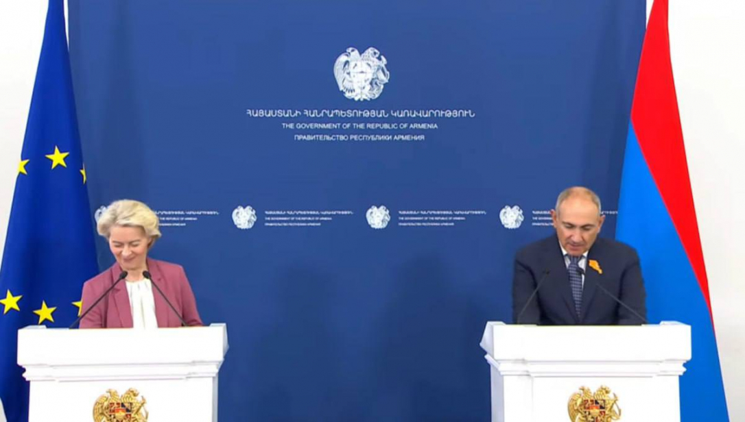 Фон дер Ляйен обвинила Россию в «экономическом насилии» над Арменией