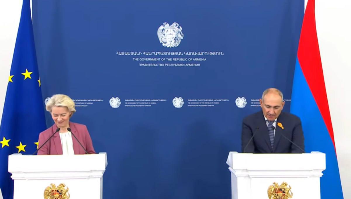 Фон дер Ляйен обвинила Россию в «экономическом насилии» над Арменией 3 Фон дер Ляйен обвинила Россию в «экономическом насилии» над Арменией