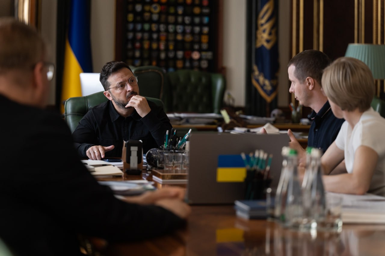 Зеленский налаживает отношения с Польшей: Украина откроет архивы по Волынской трагедии 2 Зеленский налаживает отношения с Польшей: Украина откроет архивы по Волынской трагедии