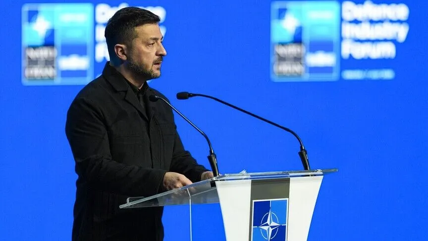 Зеленский: НАТО может совместно с Украиной противостоять вызовам современной войны