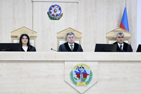 Cуд в Баку продолжил слушания по жалобам граждан Армении
