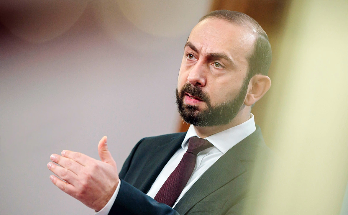 Мирзоян ответил Захаровой: «Заявление этой женщины» про ОДКБ не соответствует действительности