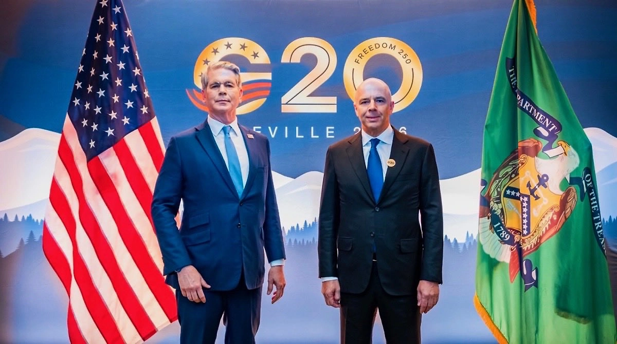 Мирный план Трампа по Украине: Бессент встретился с Силуановым на G20 3 Мирный план Трампа по Украине: Бессент встретился с Силуановым на G20