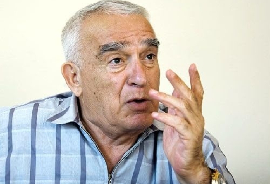 Скончался Чингиз Алиоглу: поэту и заслуженному деятелю Азербайджана было 82 года 2 Скончался Чингиз Алиоглу: поэту и заслуженному деятелю Азербайджана было 82 года