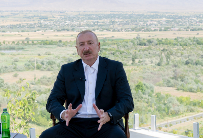 Алиев о Зангезурском коридоре: Азербайджан близок к исторической цели