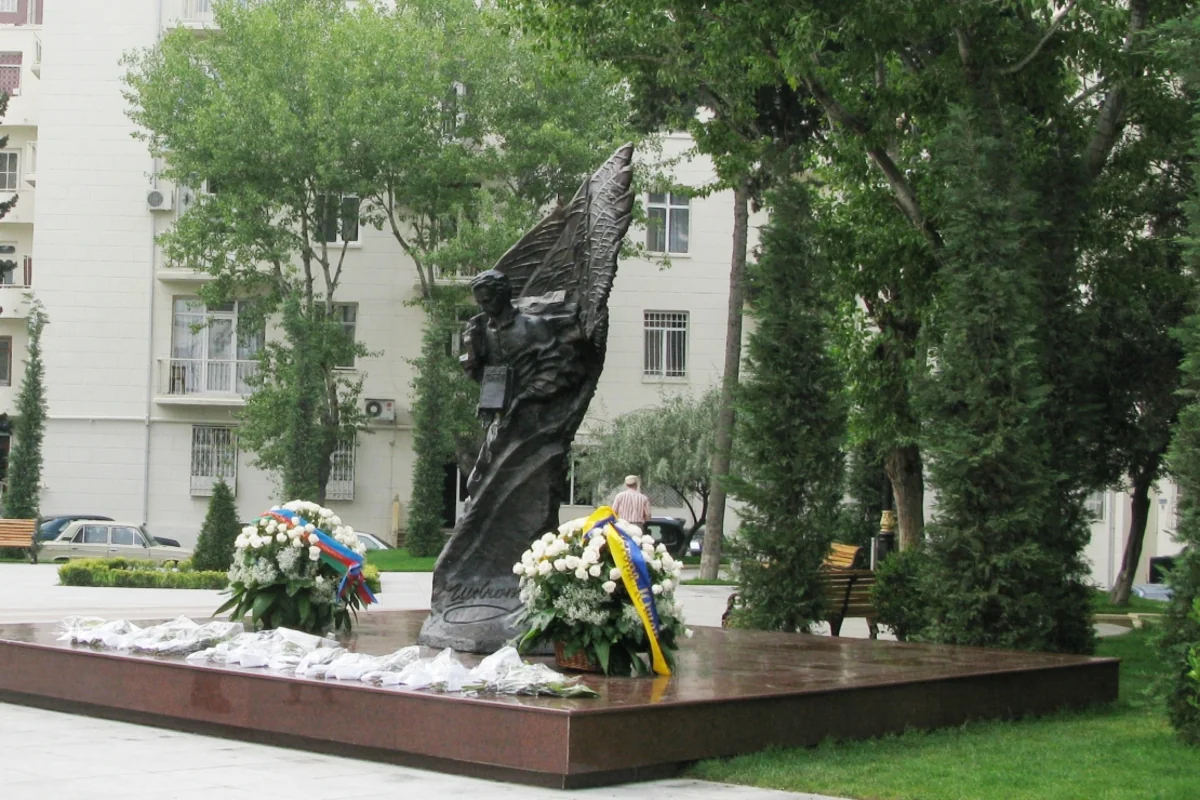Площадь в центре Баку получила имя Тараса Шевченко 2 Площадь в центре Баку получила имя Тараса Шевченко