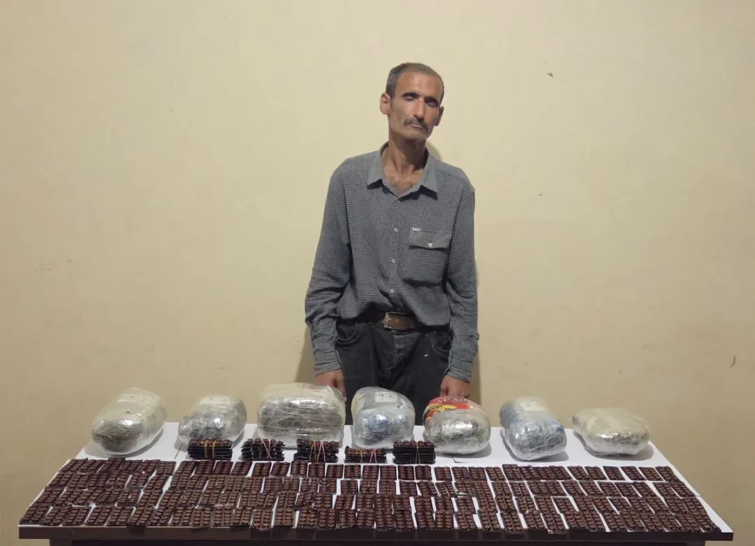 Гражданин Ирана попался на границе Азербайджана с 1,8 тыс. таблеток метадона