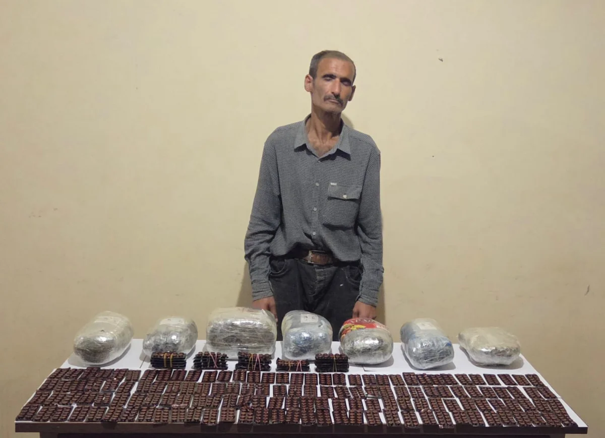 Гражданин Ирана попался на границе Азербайджана с 1,8 тыс. таблеток метадона