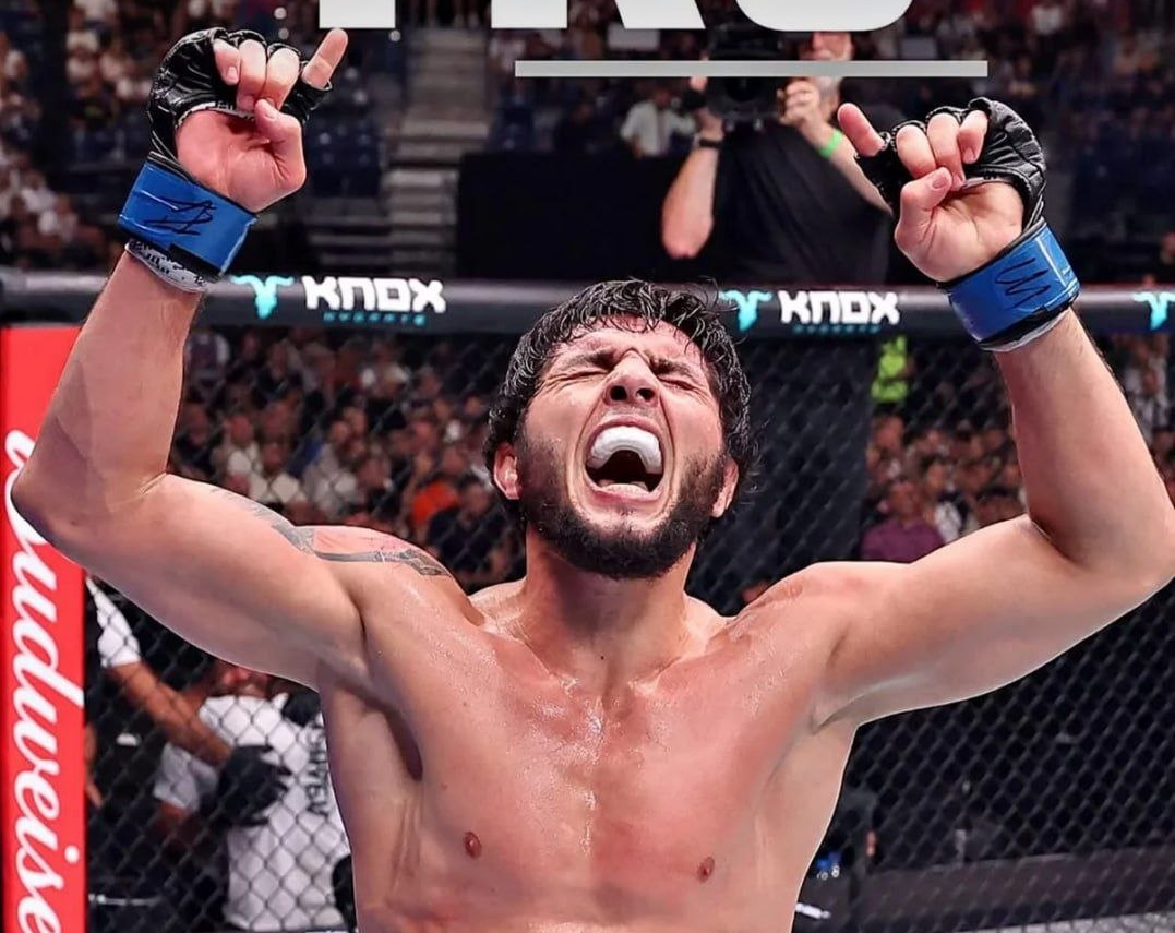Мусаев не оставил шансов: азербайджанский боец победил в UFC