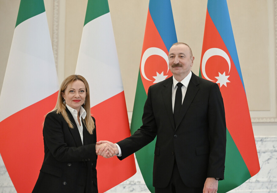 Мелони поблагодарила Ильхама Алиева