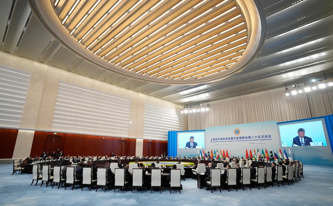 Лидеры ШОС подписали Бишкекскую декларацию